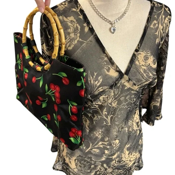 Y2K Cherry Shoulder Bag - Picture 7 of 7